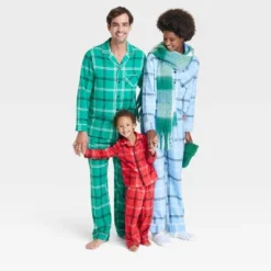 Kids' Plaid Matching Family Pajama Set - Wondershop™ Red -Christmas Lights GUEST 066cfe32 b3a8 406a 8bb7 673b2e148d30 1