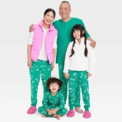 Toddler Ski Scene Matching Family Thermal Pajama Set - Wondershop™ Green -Christmas Lights GUEST 37947063 252a 4832 a12f baf5721e4cd0 6