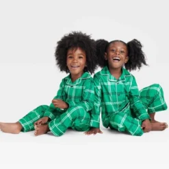 Toddler Plaid Matching Family Pajama Set - Wondershop™ Green -Christmas Lights GUEST 65b85eae 29df 4457 8e69 e9d623c39be9