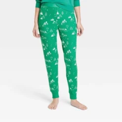 Women's Ski Scene Matching Family Thermal Pajama Pants - Wondershop™ Green -Christmas Lights GUEST 747fa433 4c3e 42bf be6c ec530b879b0e