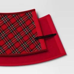 25'' Christmas Roll Up Plaid Tree Collar Red/Green - Wondershop™ -Christmas Lights GUEST 8319b39c 89c5 4886 9246 4656ad4a787a