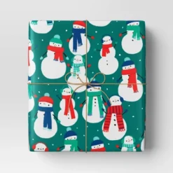 30" 50 Sq Ft Christmas Roll Wrap Snowmen On Green - Wondershop™